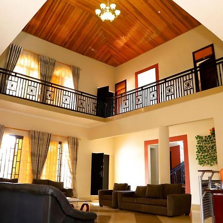 Osaah Bema Lodge Antoa Екстер'єр фото