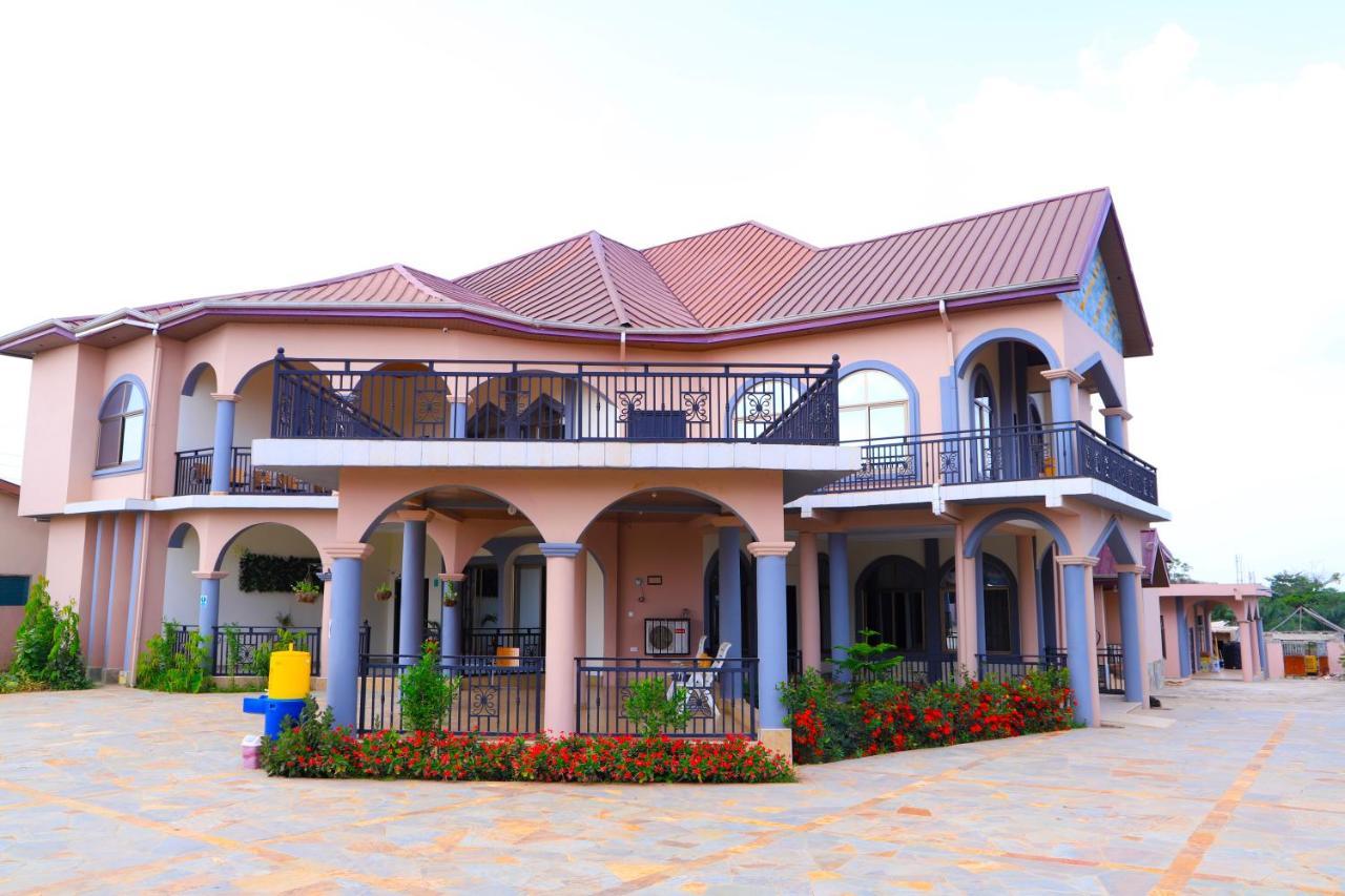 Osaah Bema Lodge Antoa Екстер'єр фото