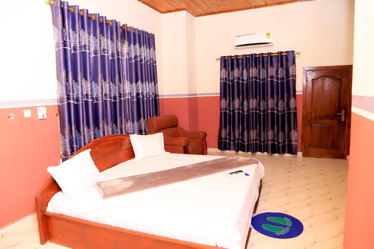 Osaah Bema Lodge Antoa Екстер'єр фото