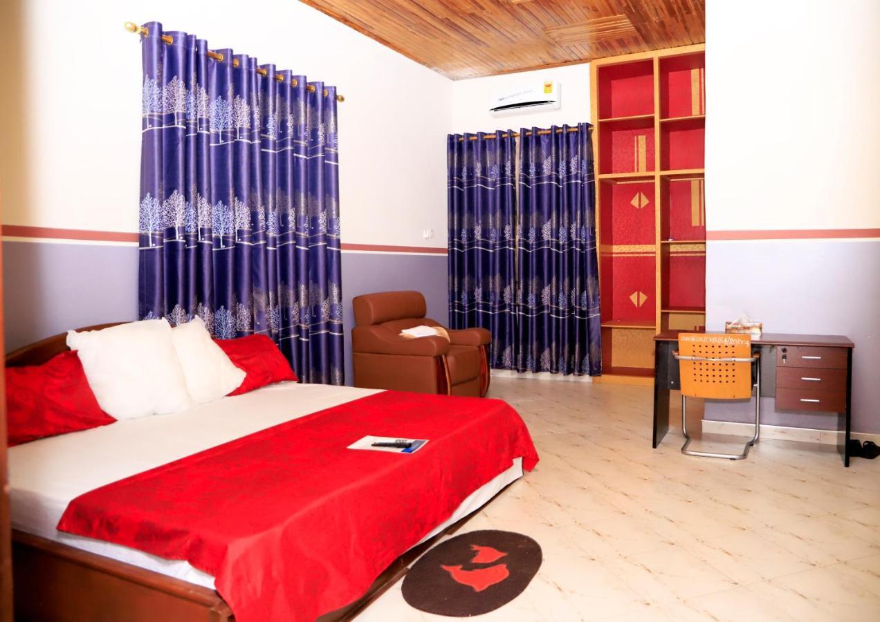 Osaah Bema Lodge Antoa Екстер'єр фото