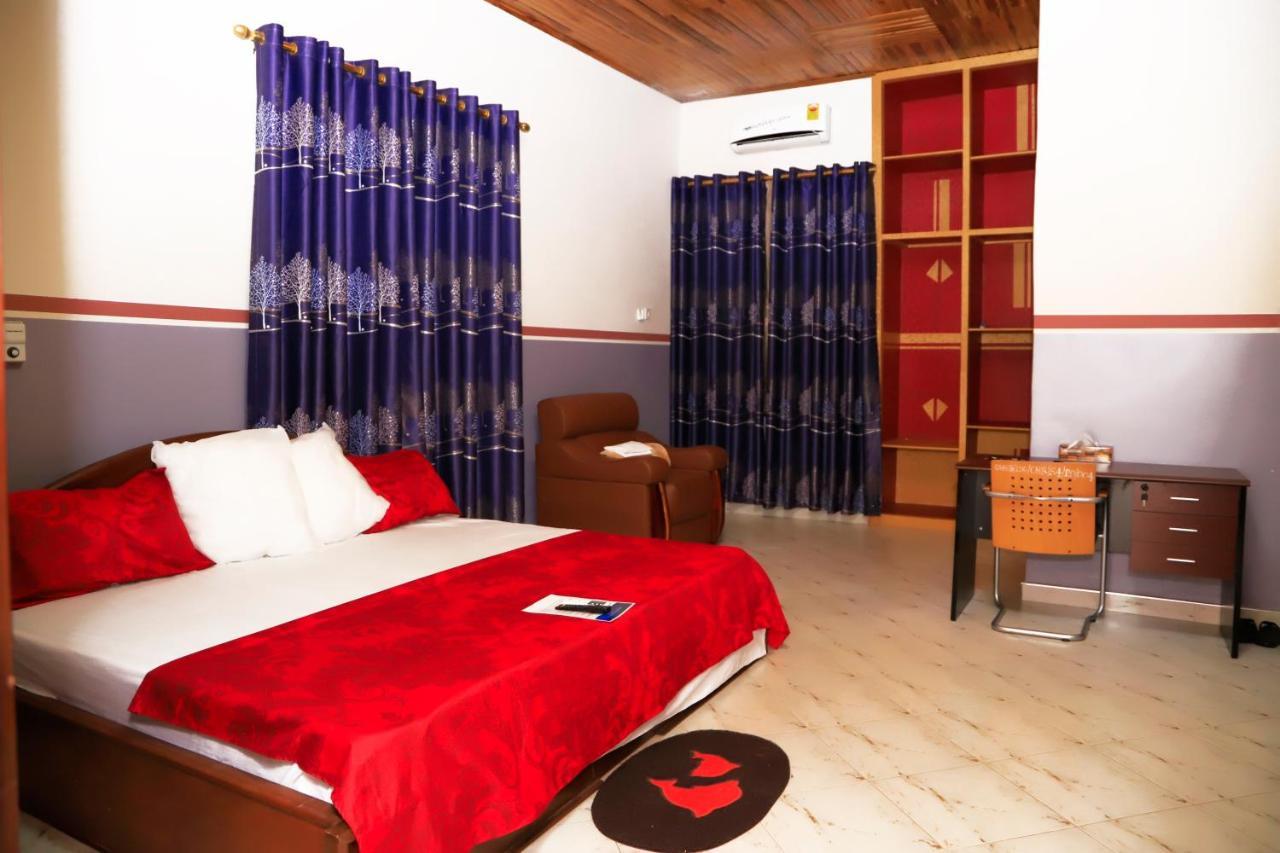 Osaah Bema Lodge Antoa Екстер'єр фото